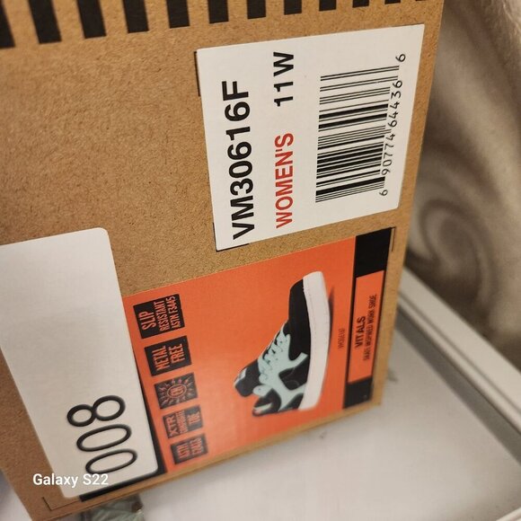 Volcom Vitals Composite Toe Work Sneaker - Women's. NIB Size 11 Wide - Picture 3 of 10